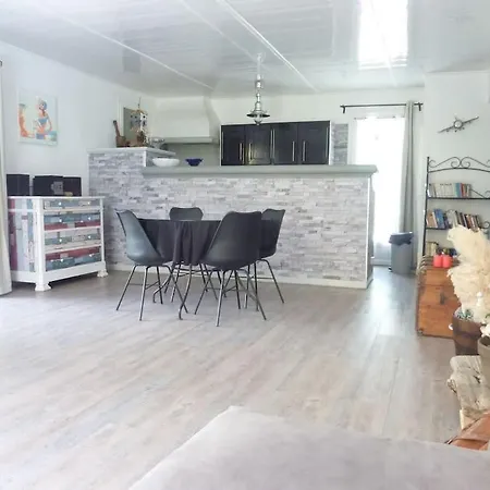 Apartment Dans Superbe